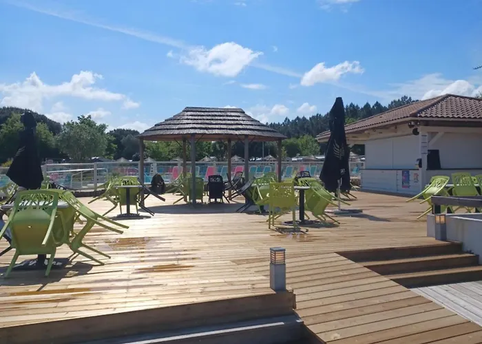 Mobil 710 Bora Bora 3 Kemping